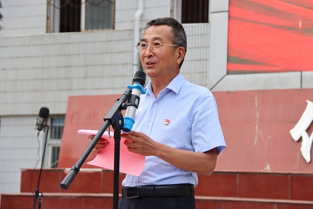黨委副書記、紀委書記盧仁虎講話.JPG
