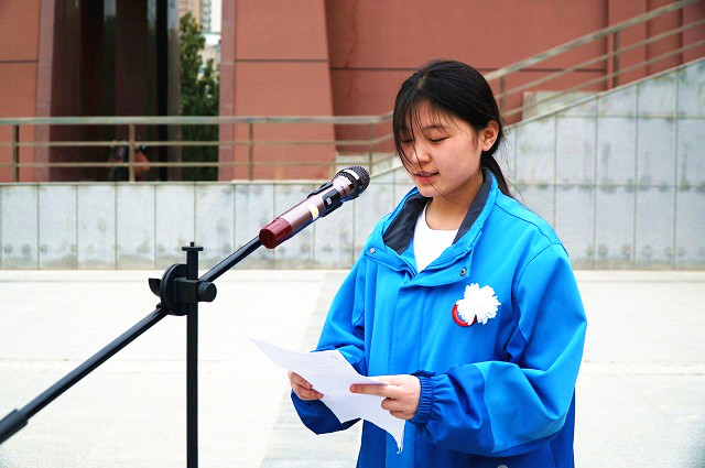 學生代表張淑鈺發言.jpg