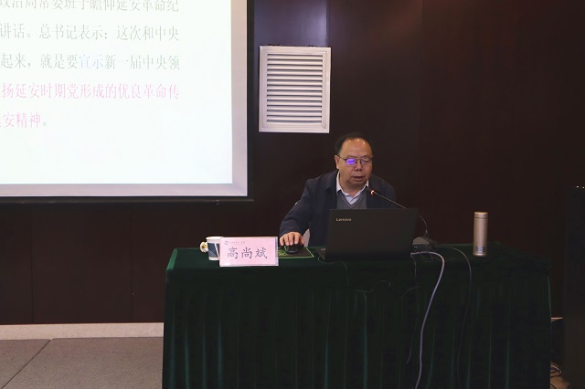 圖為專題教學現場.jpg